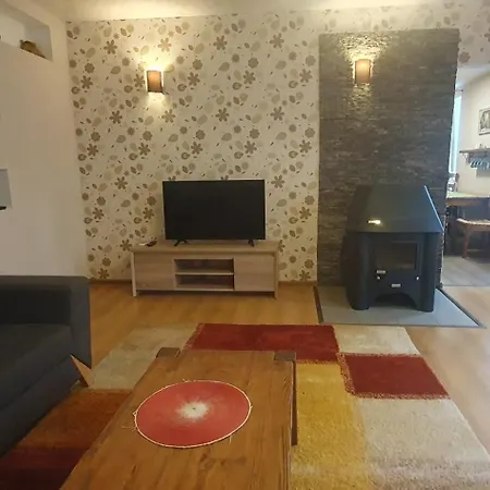 Cozy House With Sauna And Terrace Vikendica Narva-Joesuu